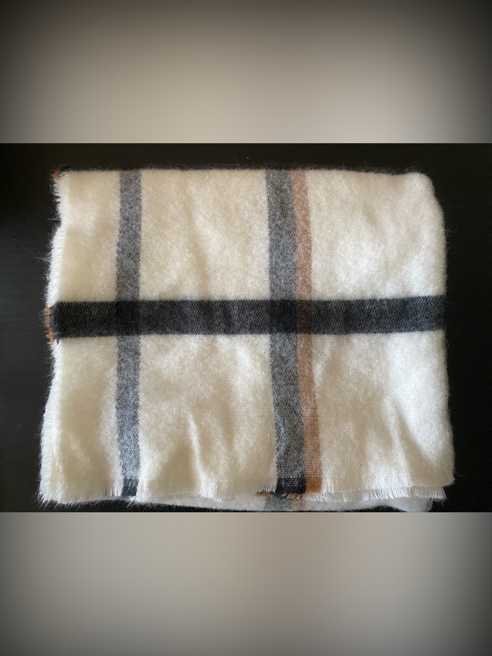 Burberry Vibes Suzy Shier White Plaid Scarf Warm Tones OS